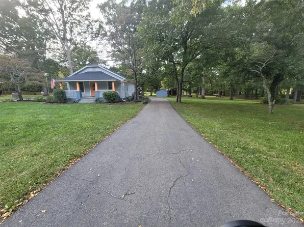 570 Crescent Rd, Rockwell, NC 28138