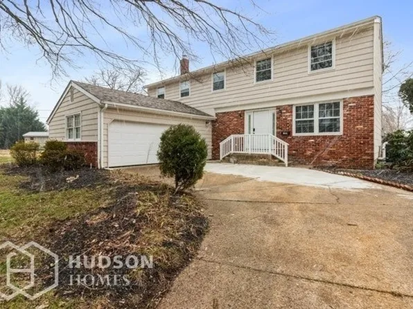 109 Harvey Pl, Mount Laurel, NJ 08054