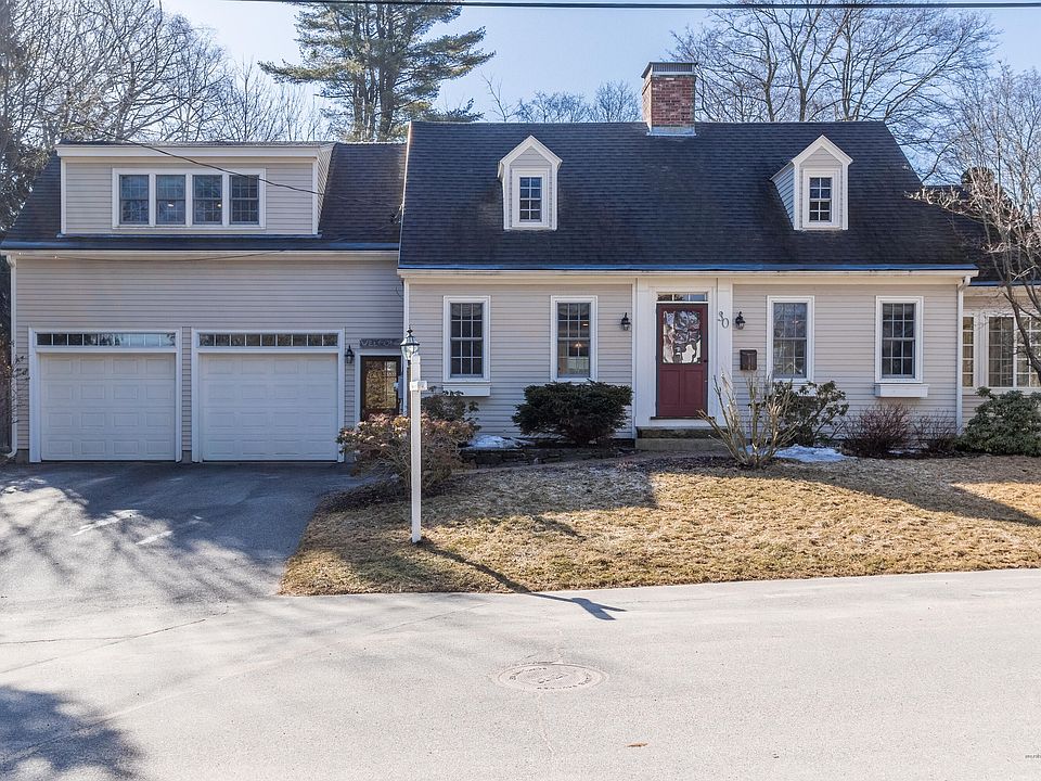 2nd image of 30 Forest Rd