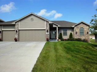 7308 S 95th St, La Vista, NE 68128