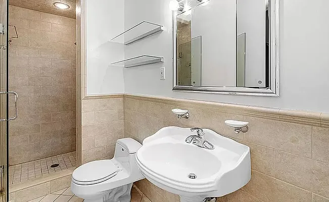 Rented by CitySites Real Estate Group | media 7