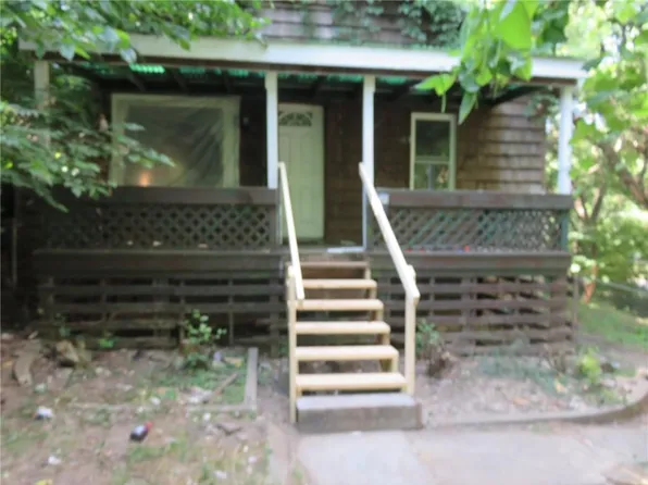 8603 Roberts St, Kansas City, MO 64125