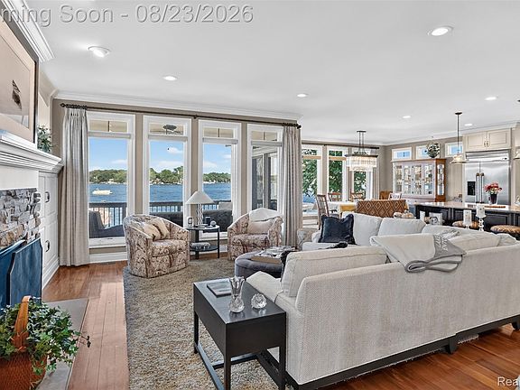 5th image of 13193 Lake Shore Dr