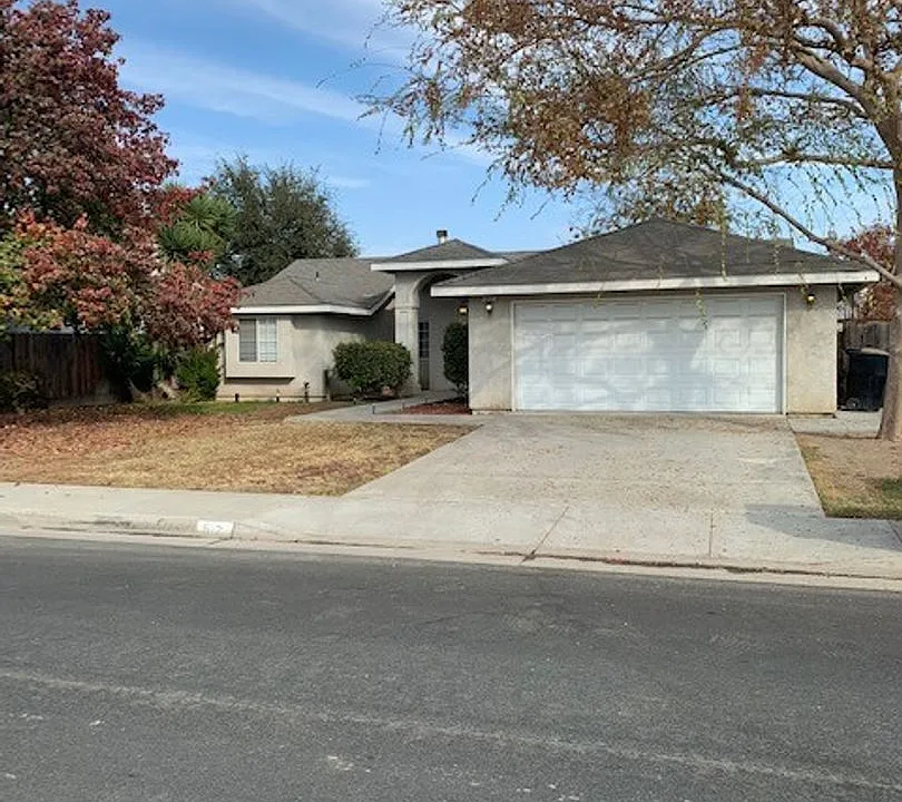 512 W Windsor Dr