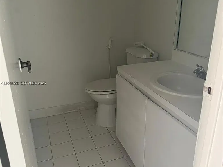 18111 NW 68th Ave #F106 — Photo 6