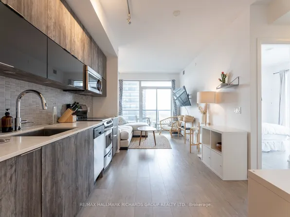 56 Annie Craig Dr, Toronto, ON