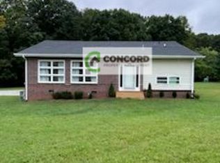 7607 Alcorn Rd #B, Greensboro, NC 27409