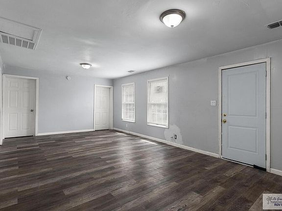 5th image of 515 Norman Ave
