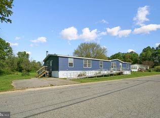 41 N Dragon Dr, Bear, DE 19701