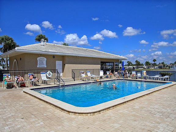 5th image of 1026 Davy Jones Dr #1034