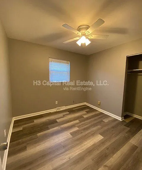 4068 Bruene Ave — Photo 6