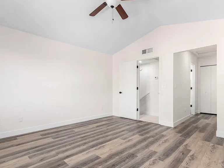 4172 E Wayland Rd — Photo 17