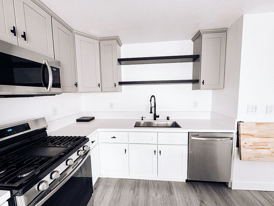 1st image of 5321 Bishop St #B