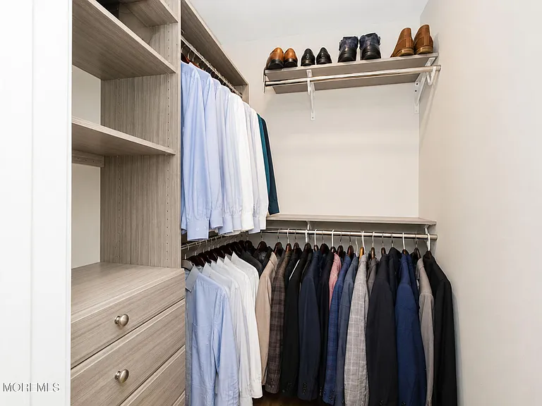 183 Shinnecock Dr — Photo 18