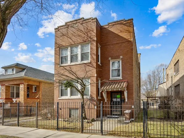 8104 S South Shore Dr, Chicago, IL 60617