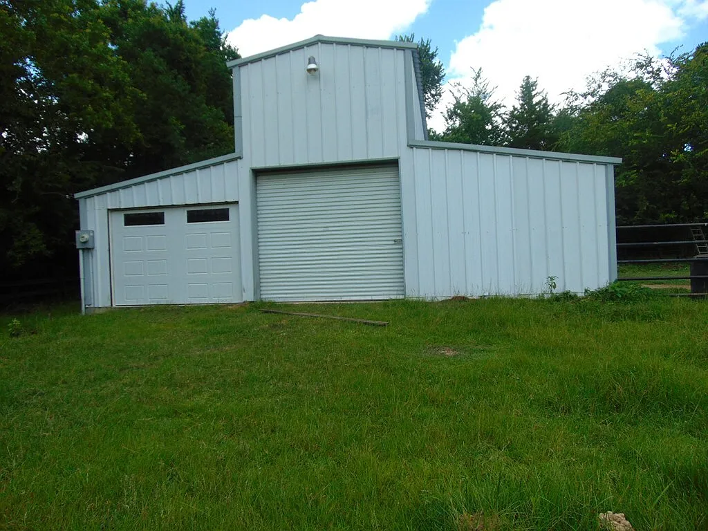 3198 Old Union Road - 1 — Photo 3