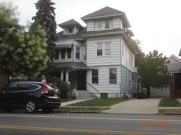 2nd image of 2726 Bedford Ave