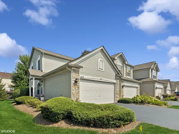 1648 Fredericksburg Ln, Aurora, IL 60503
