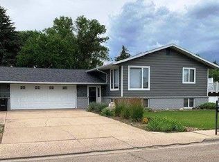 107 12th Ave SW, Sidney, MT 59270