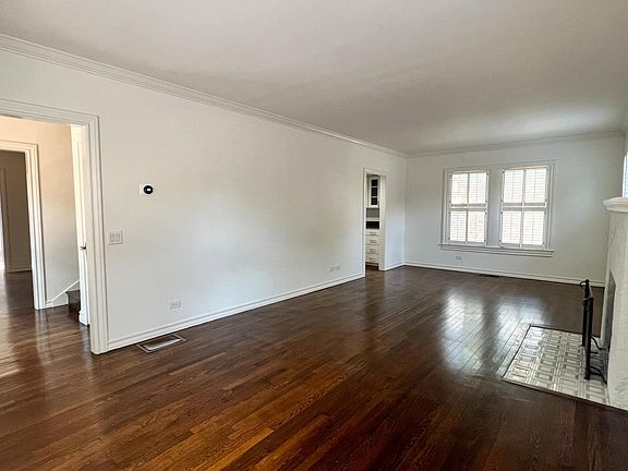2nd image of 119 Patterson Ave