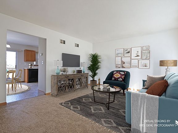 3rd image of 1038 Redondo Dr