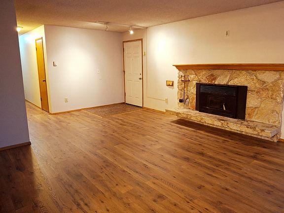 5th image of 6538 24th Ave NW