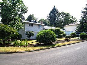 3rd image of 12807 NE 22nd St