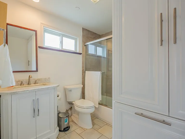 4441 Alumni Ave — Photo 22