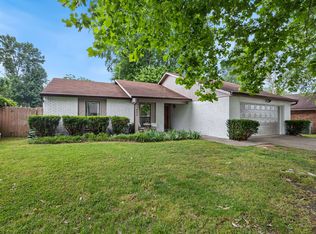 1452 E Eton St, Fayetteville, AR 72703