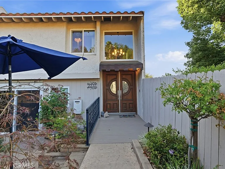 2235 El Capitan Dr — Photo 9