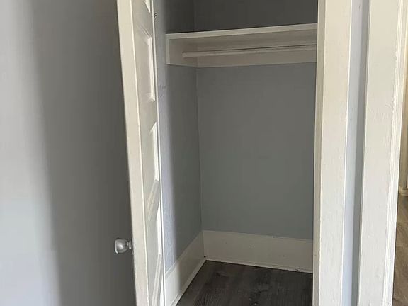 5th image of 134 W Hawthorn St #134