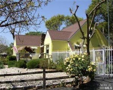 4th image of 3838 Manzanita Dr