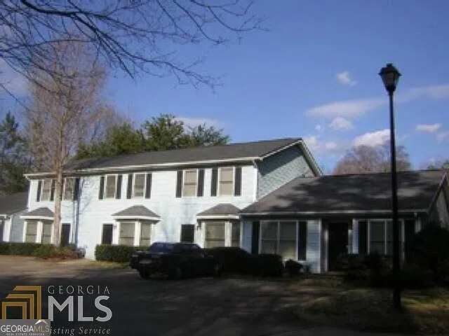 2 bed, 2.5 bath, $1,625 — Photo 1