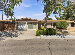 1001 Upland Ct NE, Albuquerque, NM 87112