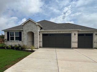 235 Great Northern Dr, Cedar Creek, TX 78612