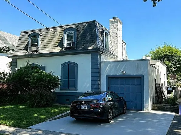 14214 Quince Ave, Flushing, NY 11355