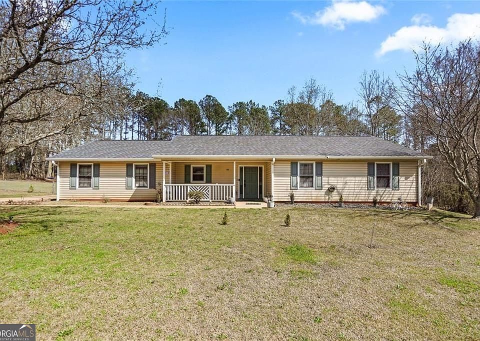 1st image of 90 Beaver Run Rd