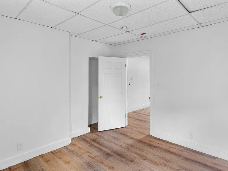 79 Oak St — Photo 15