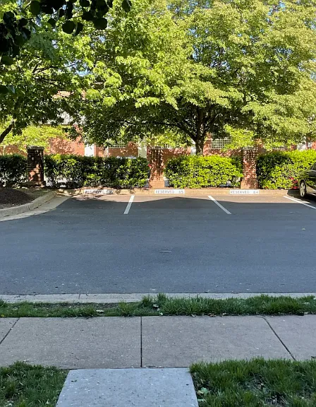 1813 Kenwood Ave — Photo 34