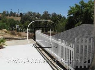 16528 Smith Rd UNIT B, Lake Elsinore, CA 92530