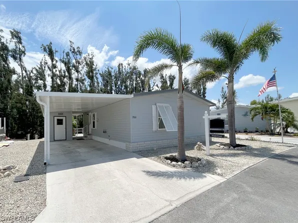 7030 Drum Dr, Saint James City, FL 33956