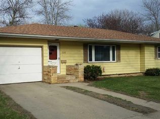 709 Marguerite Ave, Marshall, MN 56258