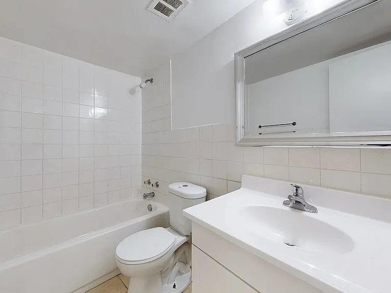 4 Goldfinch Ct — Photo 10