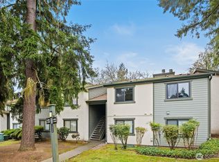 Arrowood Condominium, Kirkland, WA 98034