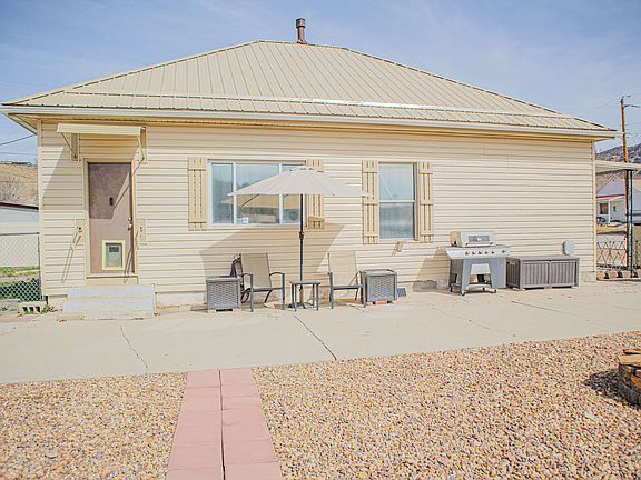 5th image of 564 S 300 W