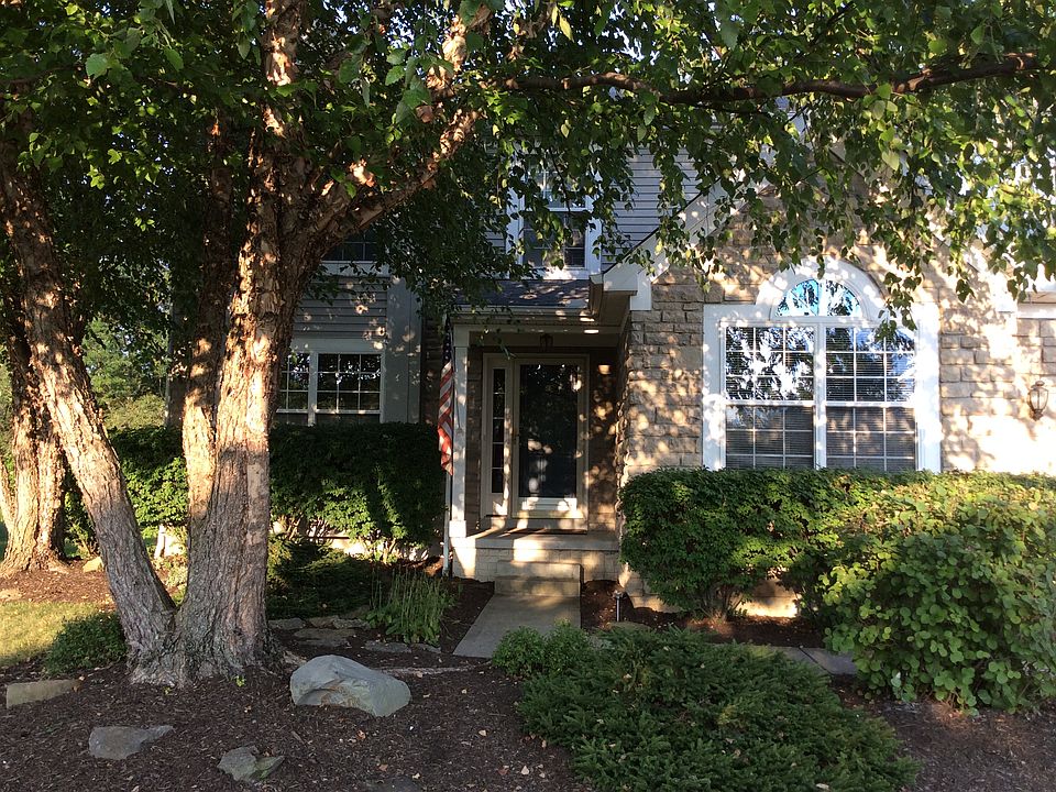 1st image of 384 Prairie Run Dr