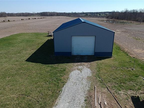 3rd image of 7000 W County Road 700 S