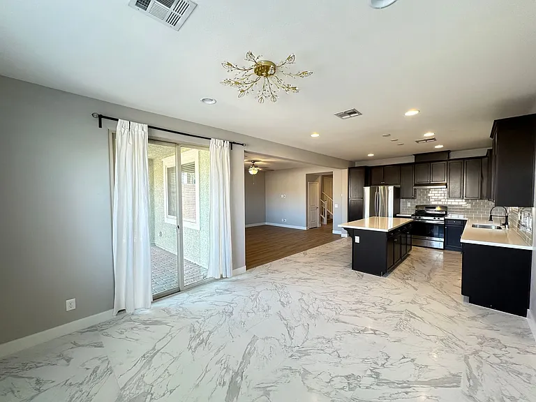 5869 Amber Mesa St — Photo 6
