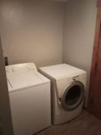 6139 E Southport Rd #B — Photo 5