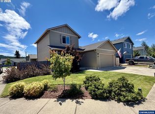 1202 Albatross Ct, Sweet Home, OR 97386